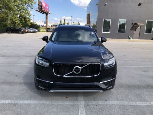 Used 2019 Volvo XC90 T5 Momentum w/ Protection Package Premier FWD image 9