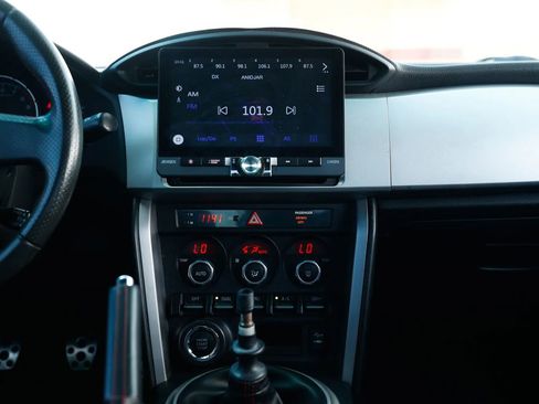 Used 2014 Subaru BRZ Limited image 32