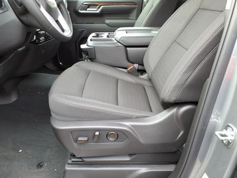 New 2026 GMC Sierra 1500 Pro w/ Pro Value Package image 13