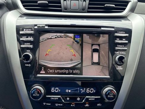Used 2019 Nissan Murano SL FWD image 24