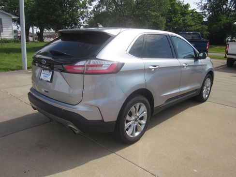 Used 2024 Ford Edge Titanium AWD/4WD image 6