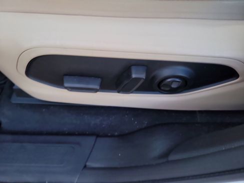 Used 2023 Jeep Grand Cherokee 4WD 4xe w/ Luxury Tech Group II image 19