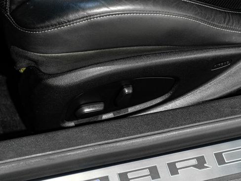 Used 2018 Chevrolet Camaro SS RWD image 37