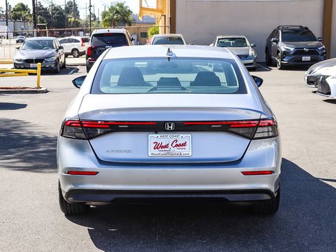 Used 2023 Honda Accord LX image 9