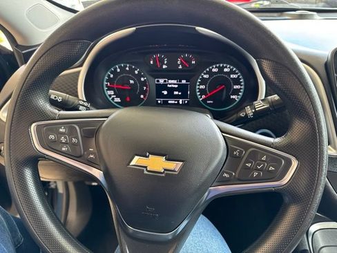 Used 2024 Chevrolet Malibu LT FWD image 16