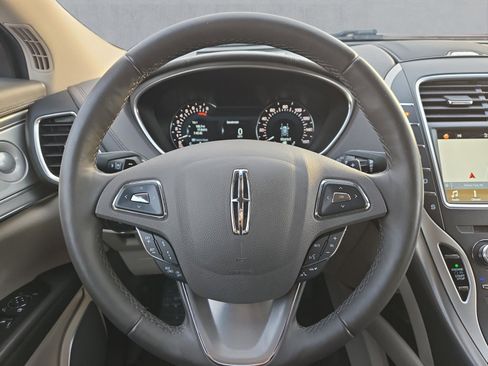 Used 2018 Lincoln MKX Reserve w/ Luxury Package image 13