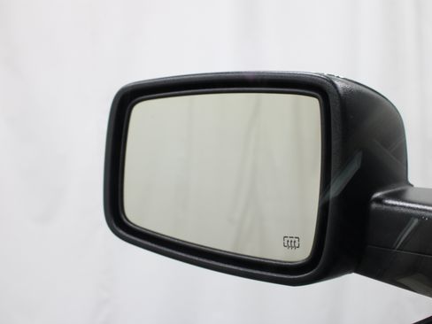 Used 2012 RAM 1500 Laramie AWD/4WD image 9