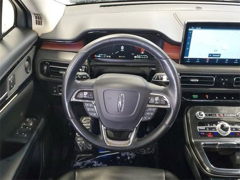 Certified 2022 Lincoln Nautilus Reserve w/ Equipment Group 201A image 28