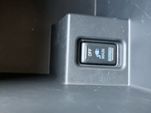 Used 2024 Nissan Armada SL w/ Cargo Package image 36