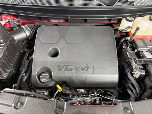 Used 2023 Chevrolet Traverse LT AWD/4WD image 31