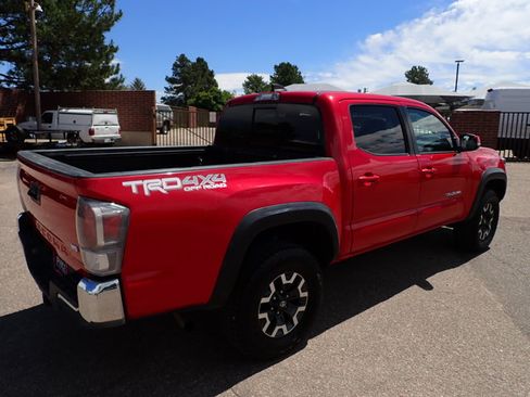 Used 2023 Toyota Tacoma TRD Off-Road AWD/4WD image 4