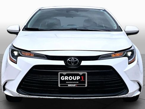 Used 2024 Toyota Corolla LE image 4