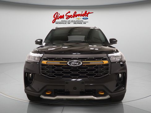 Used 2026 Ford Explorer Tremor w/ Tremor Ultimate Package AWD/4WD image 3