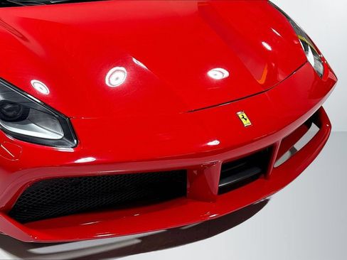 Used 2018 Ferrari 488 Spider RWD image 26