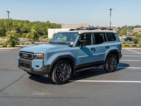 Used 2025 Toyota Land Cruiser w/ Premium Package AWD/4WD image 1