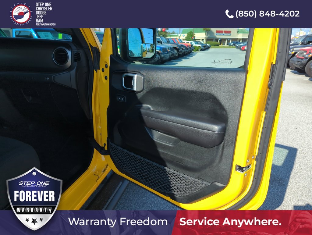 Used 2019 Jeep Wrangler Sport AWD/4WD image 22
