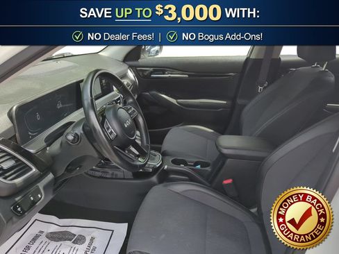 Used 2025 Kia Seltos S FWD image 14