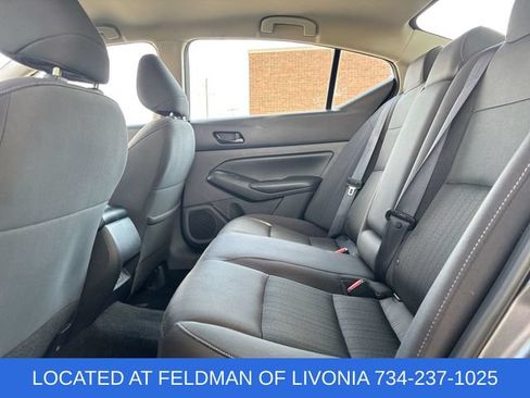 Used 2024 Nissan Altima 2.5 SV FWD image 22