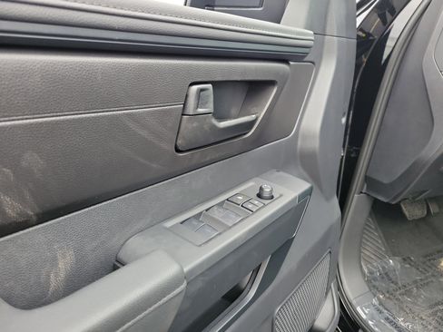 New 2026 Toyota Tundra SR image 18