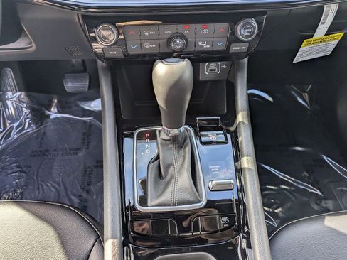 New 2026 Jeep Compass Latitude image 15