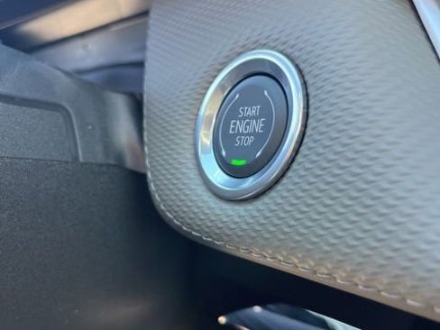 New 2026 Chevrolet Equinox LT w/ Convenience Package II image 22