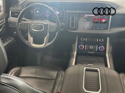 Used 2024 GMC Yukon Denali w/ Advanced Technology Package AWD/4WD image 28
