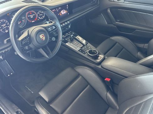 Used 2023 Porsche 911 Carrera GTS image 4