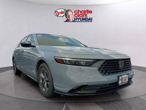 Used 2024 Honda Accord EX-L image 4