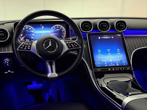Used 2023 Mercedes-Benz C 300 4MATIC Sedan image 33