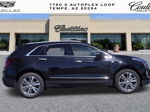 New 2025 Cadillac XT5 Premium Luxury image 2