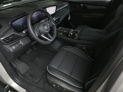 New 2026 Buick Enclave Sport Touring w/ LPO, Floor Liner Package FWD image 9