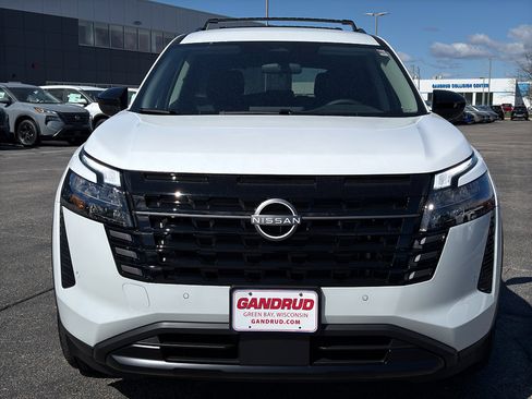 New 2026 Nissan Pathfinder SV AWD/4WD image 3