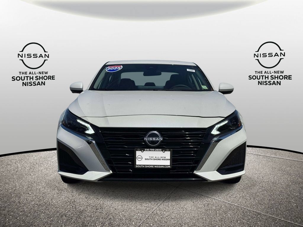 Certified 2025 Nissan Altima 2.5 SL FWD image 2