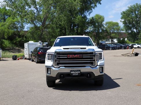 Used 2022 GMC Sierra 3500 SLT w/ X31 Off-Road Package AWD/4WD image 11