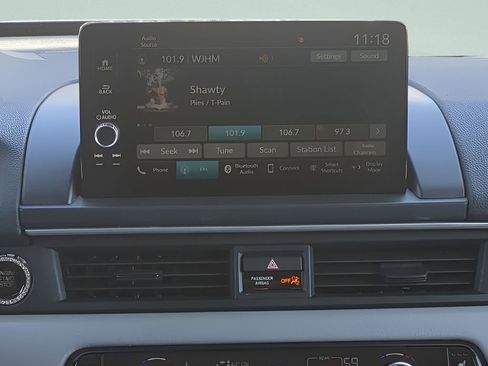 Used 2023 Honda Pilot EX-L image 24