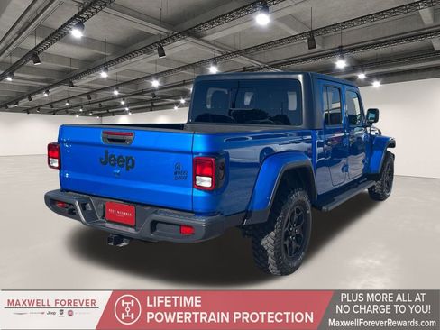 Used 2022 Jeep Gladiator Sport image 16