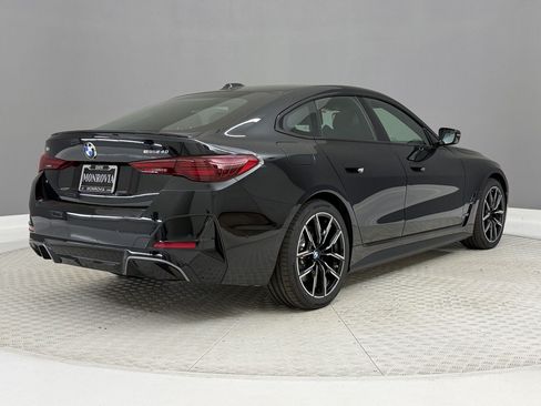 New 2026 BMW i4 eDrive40 w/ M Sport Package RWD image 9