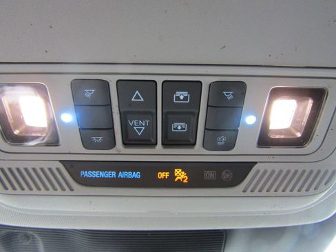 Used 2023 Ford Explorer XLT w/ Equipment Group 202A image 35