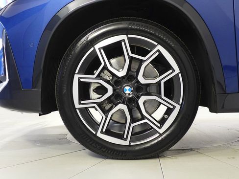 Used 2025 BMW X1 xDrive28i w/ Convenience Package image 5