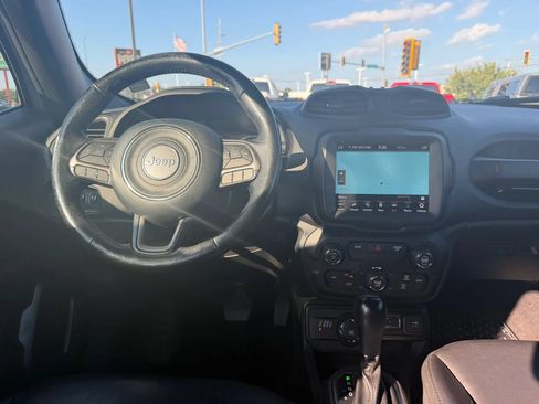 Used 2020 Jeep Renegade Altitude AWD/4WD image 57