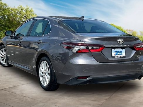 Used 2023 Toyota Camry LE FWD image 12