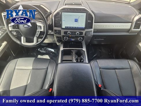 Certified 2022 Ford F250 Lariat w/ Lariat Ultimate Package AWD/4WD image 19