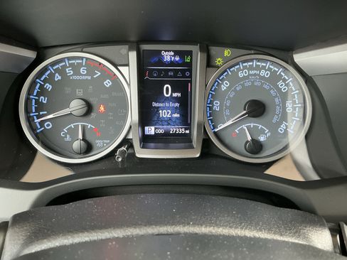 Used 2023 Toyota Tacoma SR5 image 8