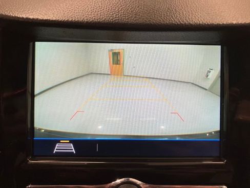 Used 2018 Chevrolet Trax LT w/ LT Convenience Package image 26