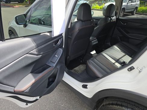 Used 2023 Subaru Crosstrek 2.5i Limited AWD/4WD image 16