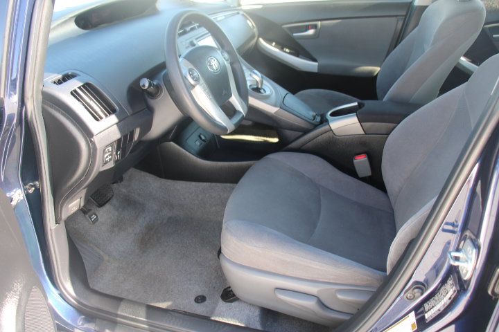 Used 2014 Toyota Prius Three FWD image 9