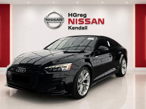 Used 2022 Audi A5 2.0T Premium Plus AWD/4WD image 3