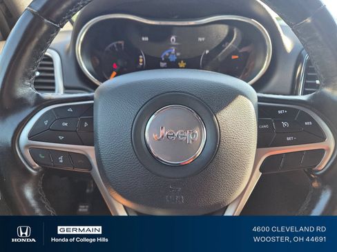 Used 2020 Jeep Grand Cherokee Laredo w/ Quick Order Package 2BN North AWD/4WD image 28