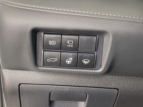 Used 2021 Toyota Highlander Platinum AWD/4WD image 33