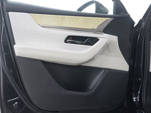 Certified 2025 MAZDA CX-90 3.3 Turbo S w/ Premium Plus image 23